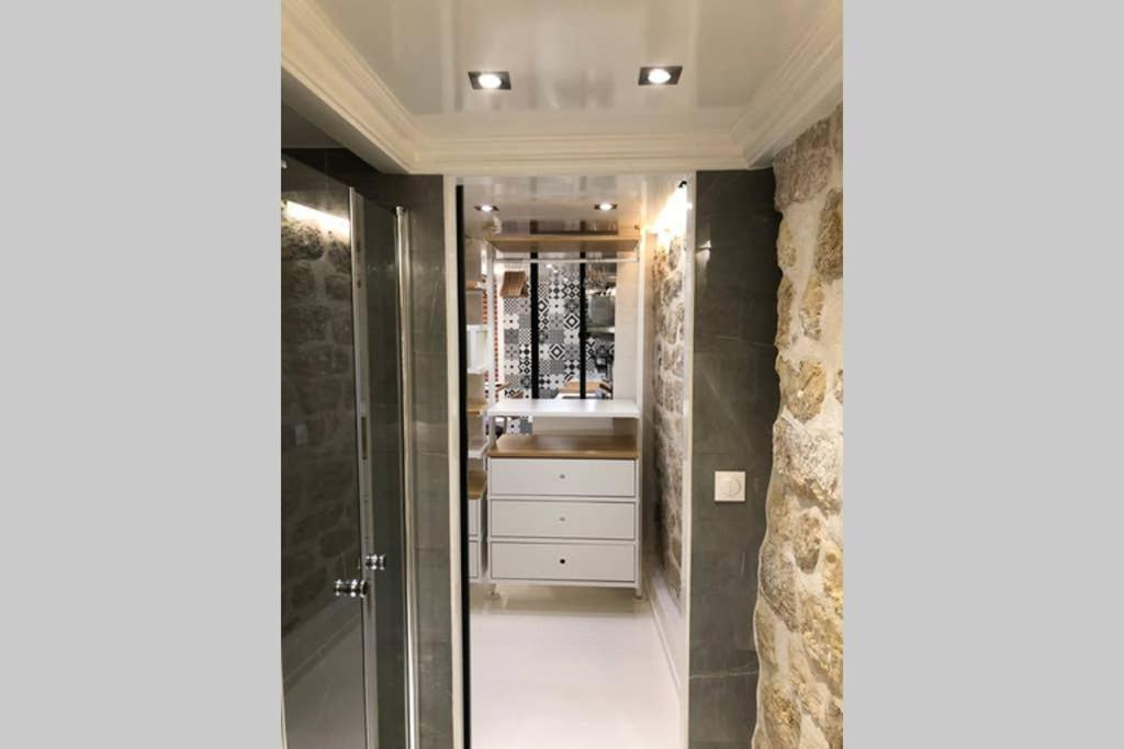 Loft Nazareth Quartier Du Marais Parijs